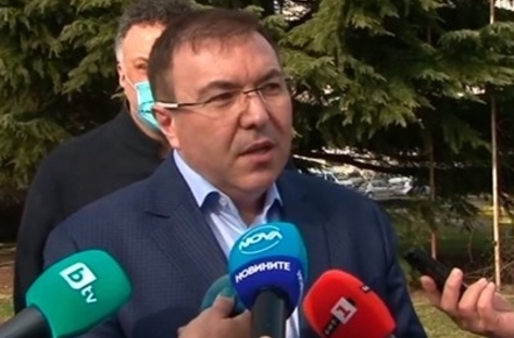 Пак фитнес и театър, разхлабват мерките