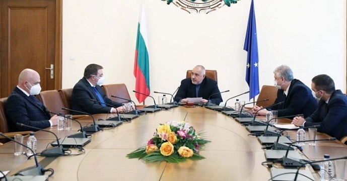 Започва масовата ваксинация, защото няма желаещи