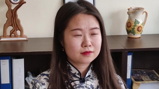 Китайка преведе стихотворения на Дамян Дамянов