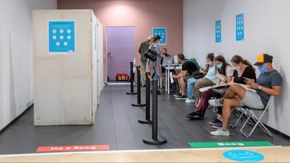 Ваксинацонни пунктове през уикенда и юли