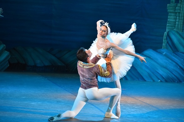 Динамика и финес на Танцовата гала