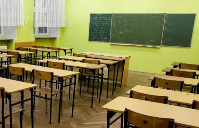 Училищата също ще могат да осигуряват тестове