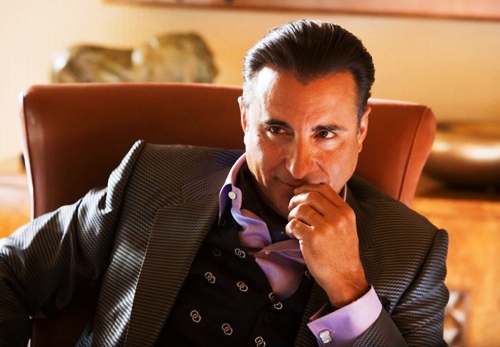 Анди Гарсия се впечатлил от уличен музикант в София (ВИДЕО)