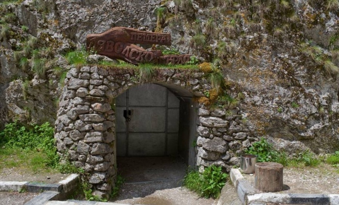 Разрушена е част от най-голямата благоустроена пещерна зала „Дяволско гърло“(Видео)