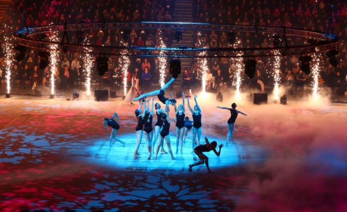 Огън и фойерверки в „Арена Армеец“ на прощаване със златните момичета(Видео)