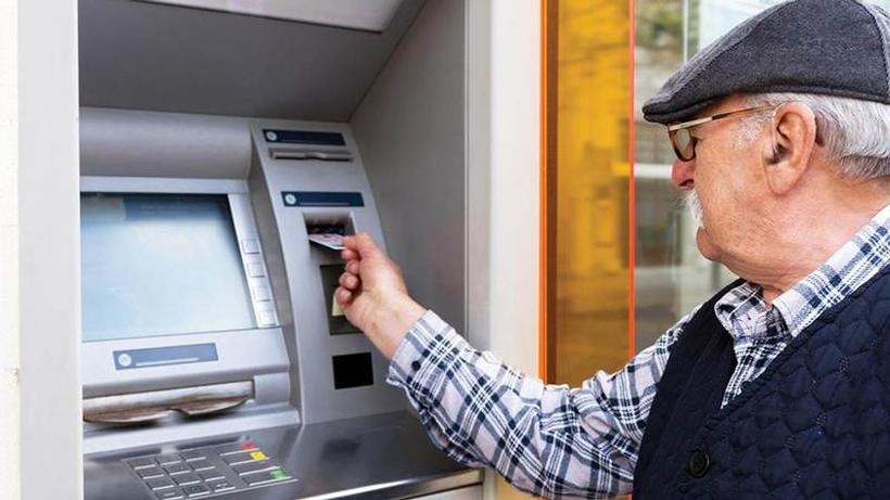 От 7 януари ще започнат с изплащането на пенсиите и добавките