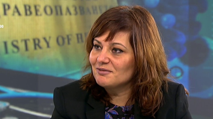 Здравният министър посочи при какви условия ще има нови мерки в страната