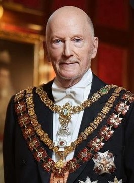 Патриярхът на гости при царя, дари му архиерейски жезъл