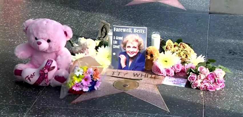 Днес Бети Уайт щеше да навърши 100 години