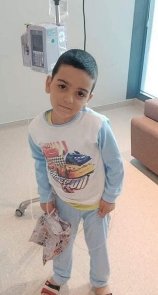 ЗОВ ЗА ПОМОЩ: 6-годишно момче от Ловеч се бори за живот