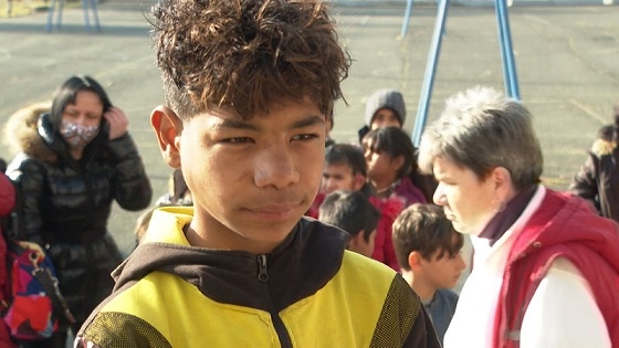 Цяла България праща подаръци на 15-годишния Исус от Айтос