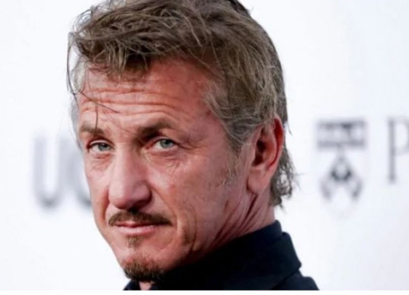 Шон Пен снима документален филм за руската инвазия