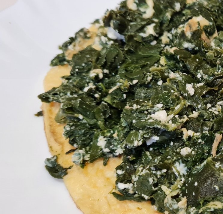 Пресен спанак с яйца