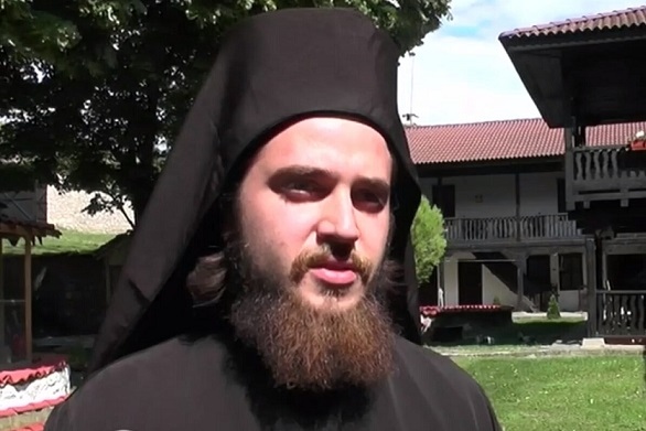 Градешкият манастир чака първата група бежанци до часове