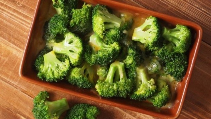 Печени чеснови броколи и полезните свойства