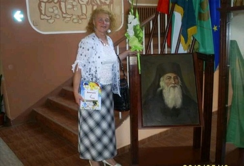 Дами от Враца с дарение за бежанци