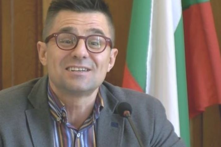 Дават по 10 000 лева на завърнали се от чужбина българи(ВИДЕО)