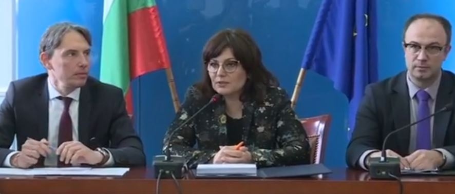 Кои мерки отпадат и кои остават след края на извънредната епидемична обстановка