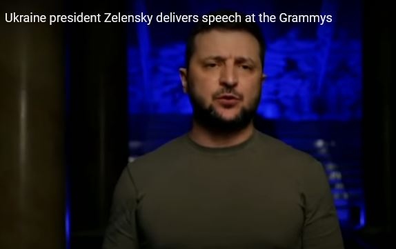 Джон Батист спечели „Грами“ за албум на годината (ВИДЕО)