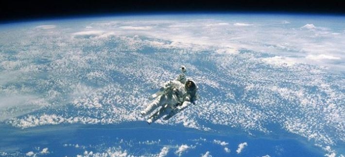 Отбелязваме Международния ден на авиацията и космонавтиката (ВИДЕО)