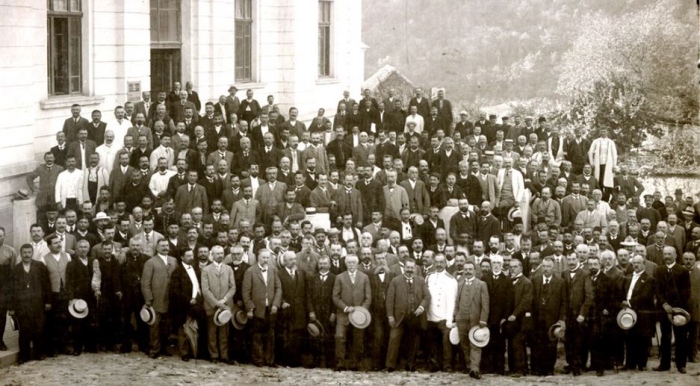 На 17 април 1879 година е свикано първото Велико народно събрание