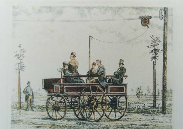 29 април 1882 г. - Сименс тества първия безрелсов тролей