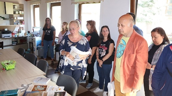 УниБИТ с изложба в Одрин