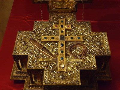 Мощи на свети свети Кирил и Методий вече в България