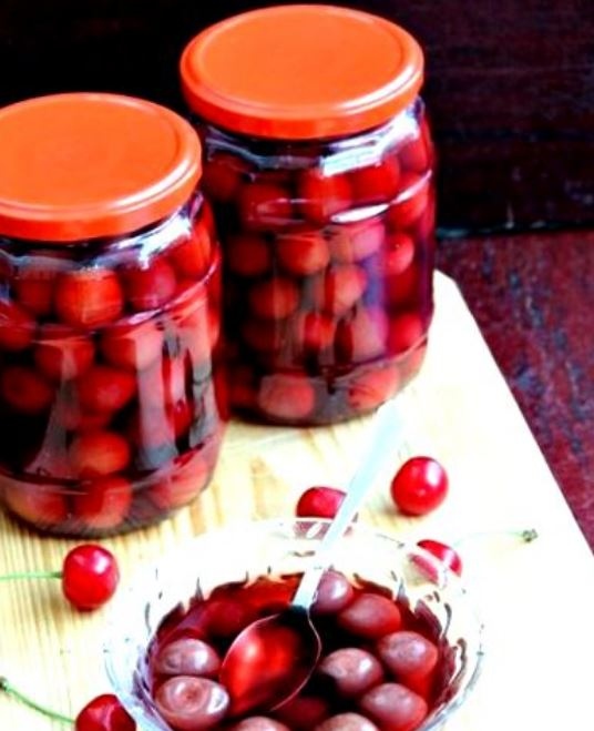 Компот от череши