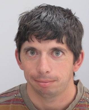 Издирват Венцислав Маринчев Русев, с умствена изостаналост е