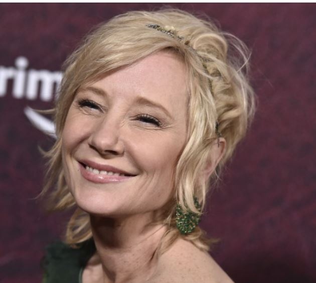 Почина актрисата Ан Хечи