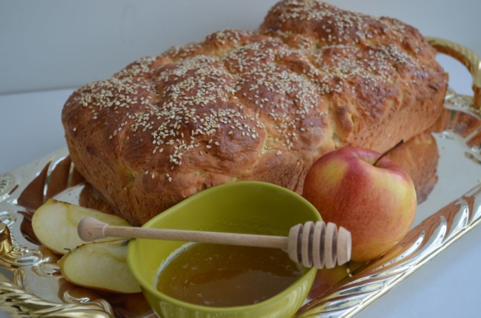 Хала – еврейският хляб за Рош ашана