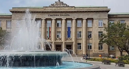 25 бона обезщетение за падане на пешаходна пътека