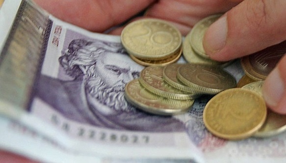 Само 3 групи с право на помощи