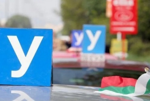 Изпитва ни изкуствен интелект за шофьорска книжка