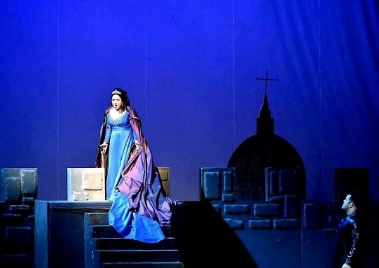 „Toска“ със звезден състав в Бургас