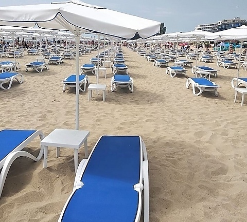 Комисионни за резервация на шезлонг и чадър