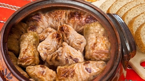 Постни сарми с кисело зеле - две лесни рецепти