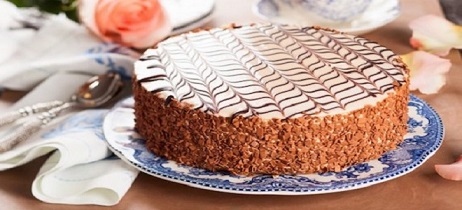 Тортата „Естерхази” – оригиналният унгарски десерт