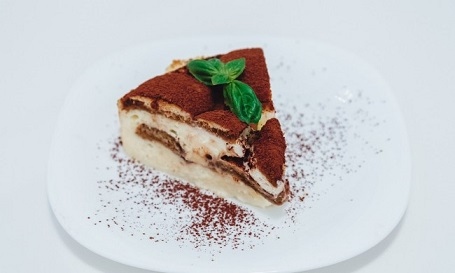 Млада италианка почина от веган десерт менте