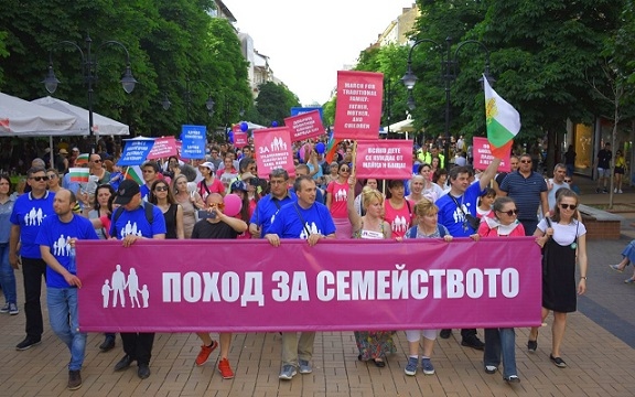 Национален „Поход за Семейството“ в три града