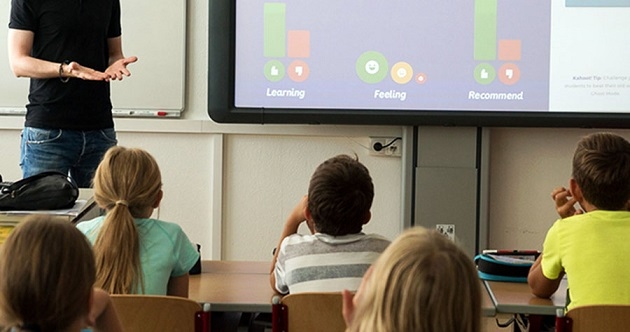 Забрана за нетрадиционна сексуална ориентация в клас  