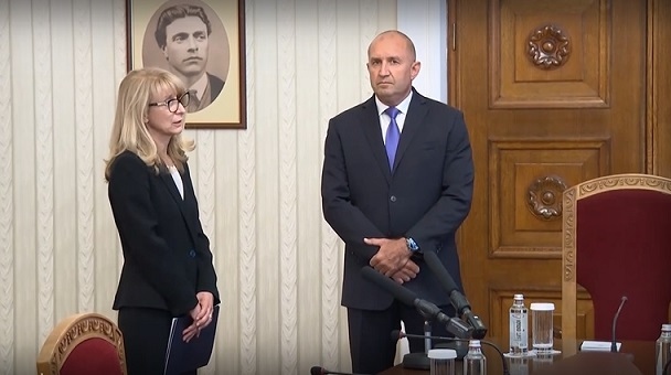 Фалстарт за нов служебен кабинет