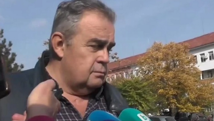 Шефът на онкология във Враца е арестуван