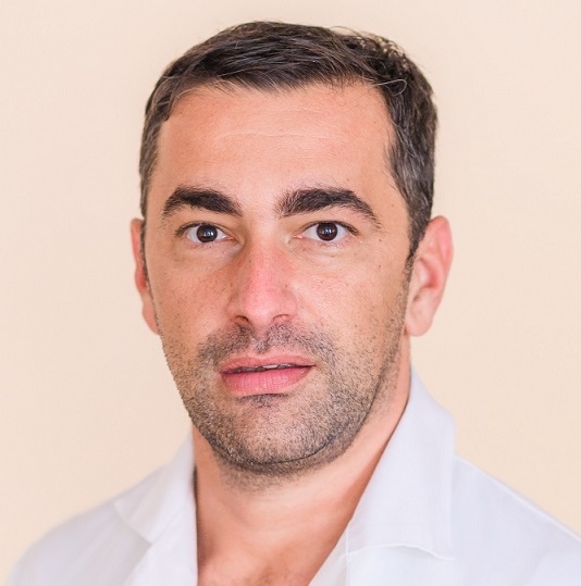 Близо половината недоносени бебета са със скрит тестис