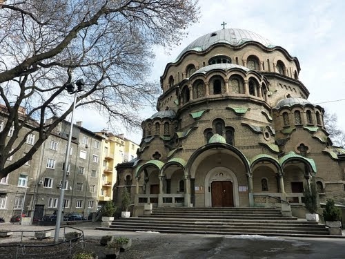 Отварят трапезария за бездомни в София