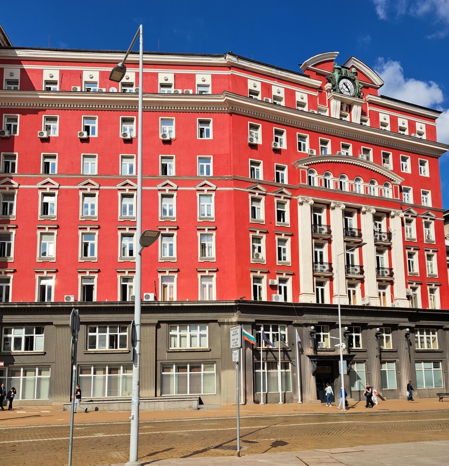 Изплатиха над 8.7 млн. лв. забавени заплати