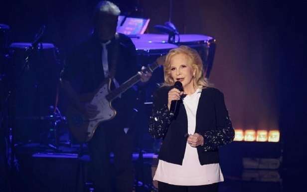 Силви Вартан се сбогува с публиката (ВИДЕО+ГАЛЕРИЯ)