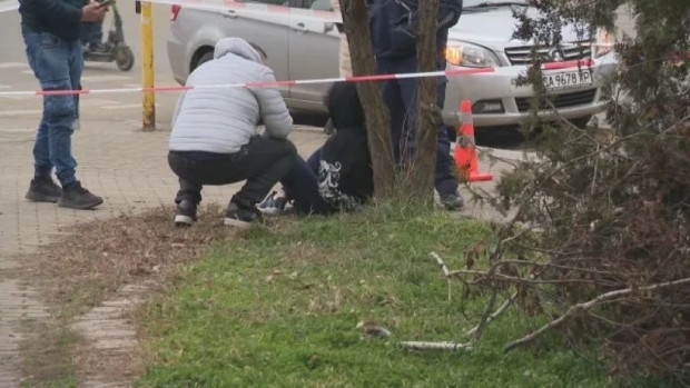 Жена намушка с нож трима в София