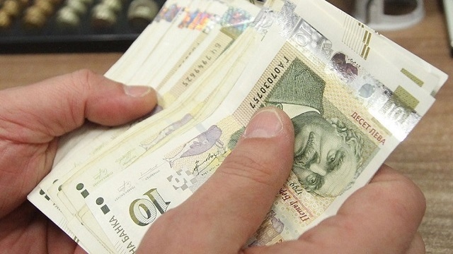 975 лв. ще достигне средната пенсия през 2025 г.